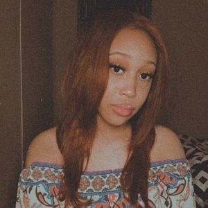 Meet your Posher, Brittney